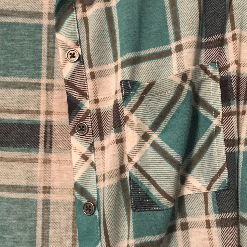 Vanity Flannel - Picture 2 of 4